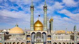 گنبد و گلدسته حرم حضرت معصومه (س)