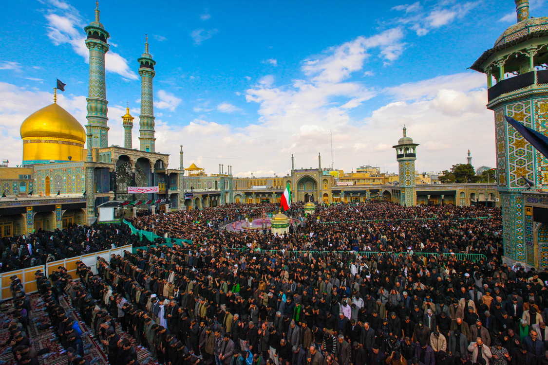 تصاویر قدیمی سال های گذشته عاشورا و تاسوعای حسینی در حرم مطهر