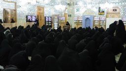 برگزاری جشن دهه کرامت در شبستان حضرت زهرا (س)
