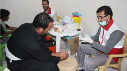 گزارش تصویری:ارائه خدمات درمانی در موکب آستان مقدس