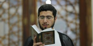 دعا برای تعجیل فرج گره از کار مسلمان می گشاید