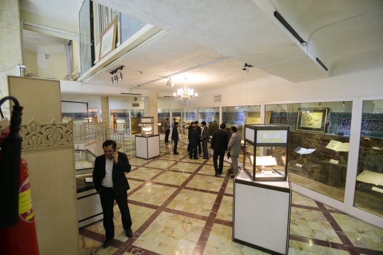 هزار نفر از موزه آستان مقدس کریمه اهل بیت(س) بازدید کردند