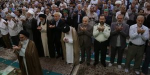 گزارش تصویری: نماز عید قربان در حرم حضرت معصومه(س)