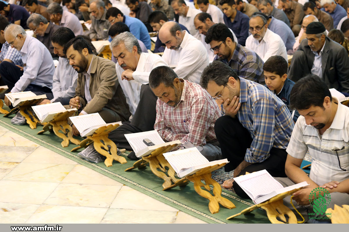 هفت هزار و ۲۰۰ زائر در ختم قرآن مشارکت کردند