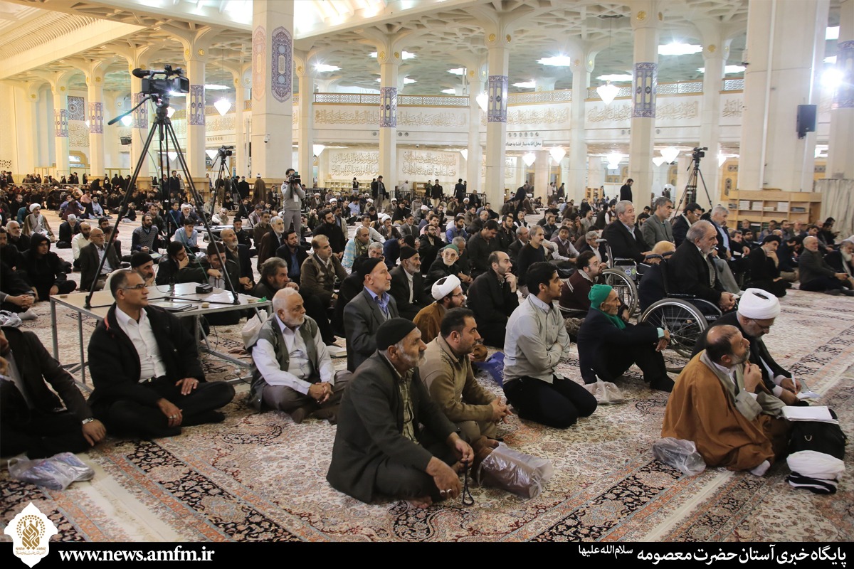مراسم گرامیداشت مقام شهید نواب صفوی در حرم مطهر برگزار شد+تصاویر