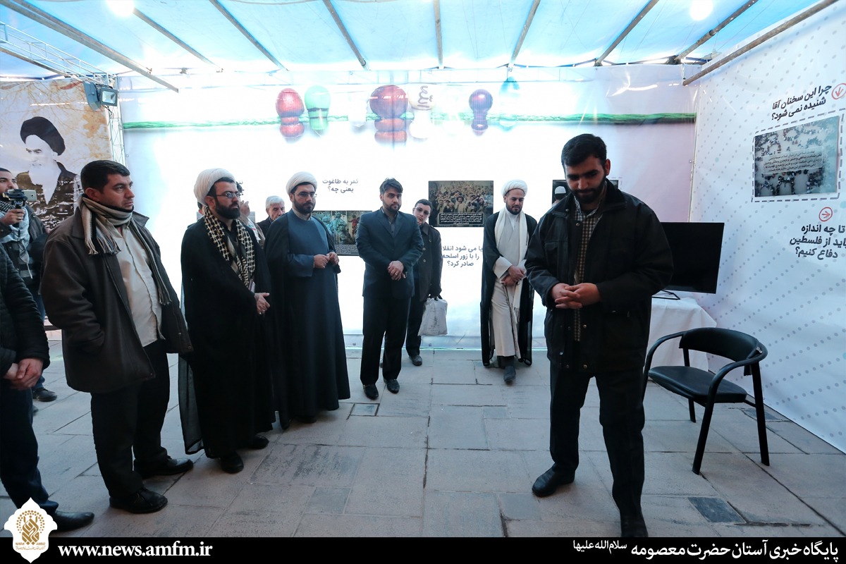 استفاده از روایتگری ۱۵ کارشناس روحانی در نمایشگاه «انقلاب ایران، فراتر از ایران»