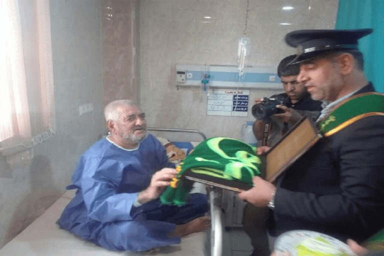 حضور خادمان حرم بانوی کرامت در بیمارستان صاحب الزمان(عج) بندر عباس+تصاویر
