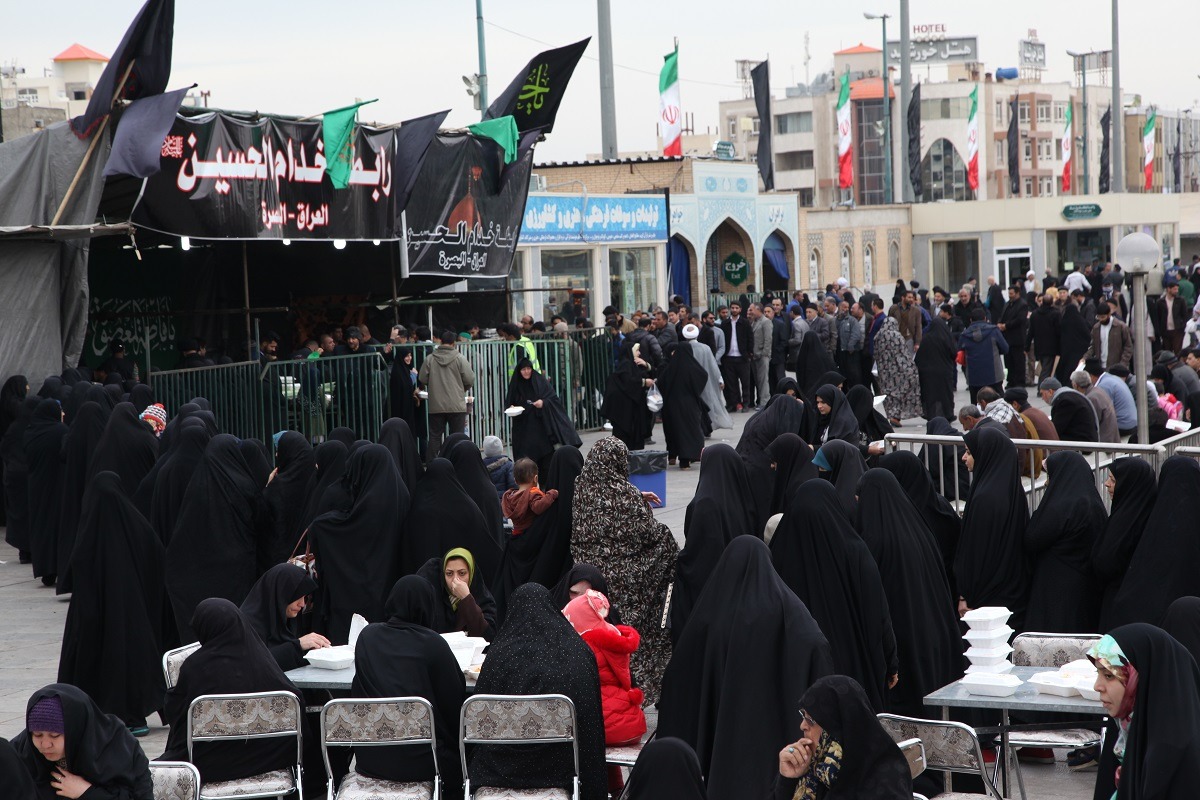 پذیرایی از ۳۶۵ هزار زائر توسط ۲۰۰ خادم ایرانی و عراقی/فعالیت ۳۸ موکب به مناسبت سالروز رحلت شهادت‌گونه