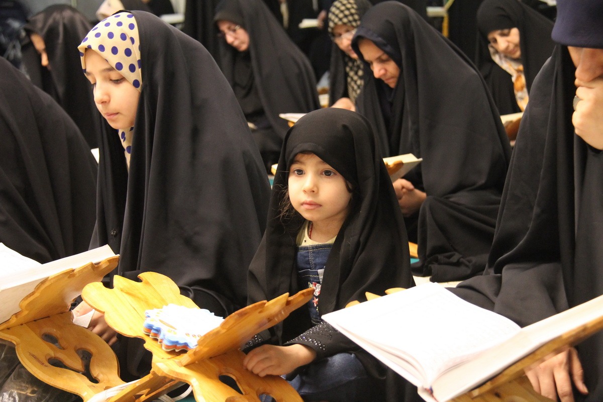 انتقال معارف دینی به کودکان در قالب ویژه برنامه «زائر کوچولو»