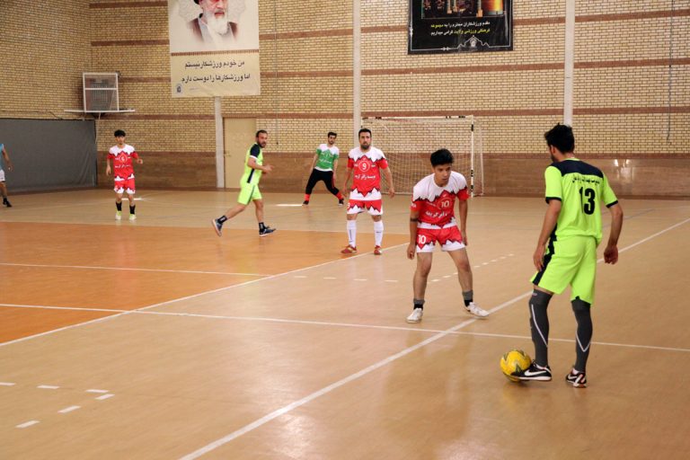 گزارش تصویری: مسابقات ورزشی کارکنان آستان حضرت معصومه(س)