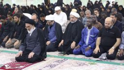 حضور آیت الله سعیدی در محفل عزاداری عرب زبانان حرم مطهر+تصاویر