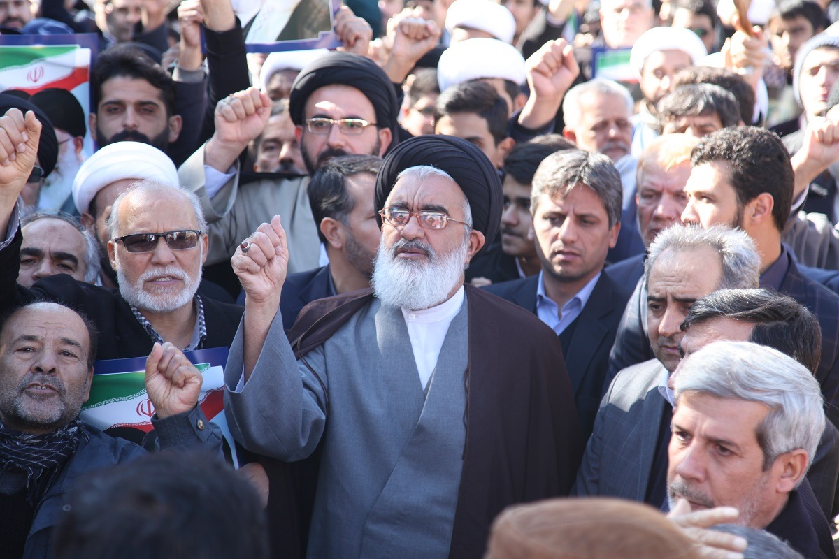 مطالبات بهحق مردم نباید به فراموشی سپرده شود/ملت تا سرکوبی مزدوران داخلی از پای نخواهند نشست مطالبات بهحق مردم نباید به فراموشی سپرده شود/ملت تا سرکوبی مزدوران داخلی از پای نخواهند نشست