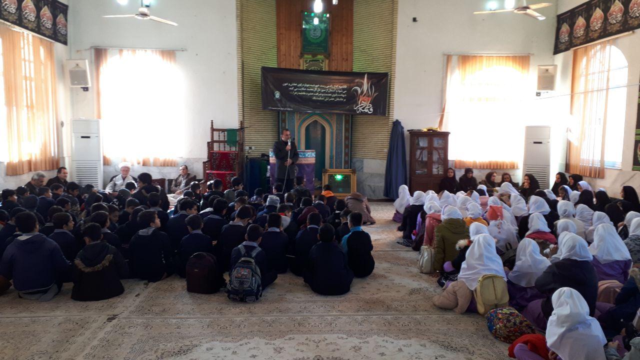 برگزاری گردهمایی فاطمی در مجتمع فرهنگی آستان مقدس قم در پره سر