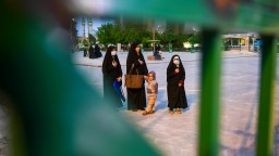 حجاب نخستین خاکریز برابر حملات فرهنگی دشمن است