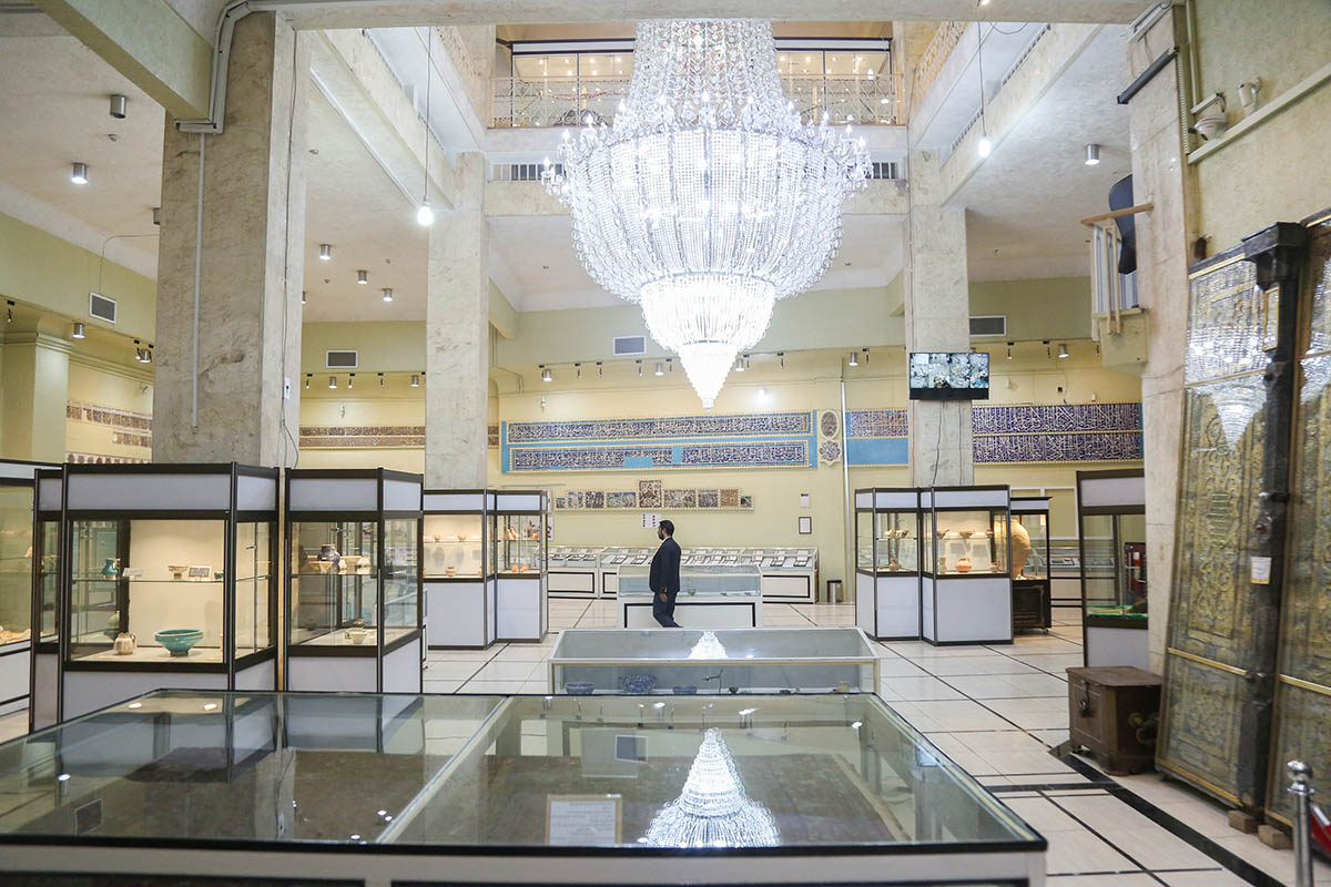 موزه آستان مقدس قم «عطر آگین معنویت و نقوش اسلامی» است