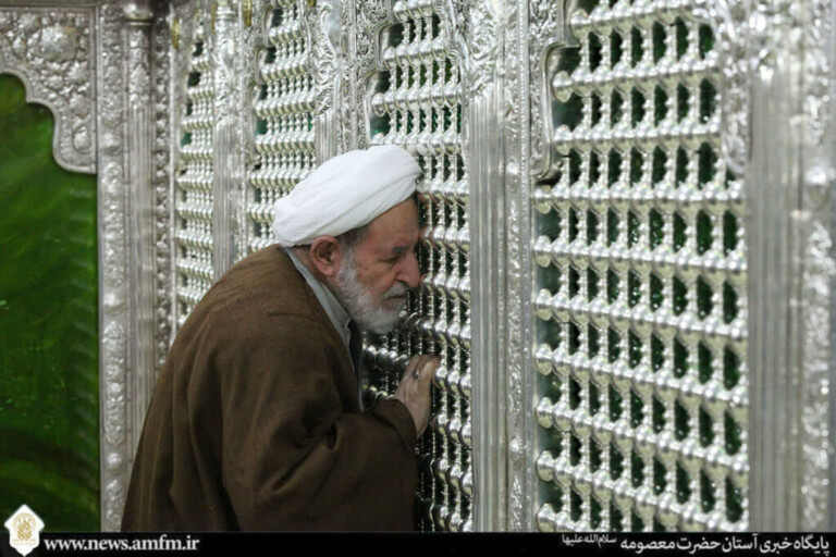 آیت‌الله یزدی در مسیر انقلاب متزلزل نشد