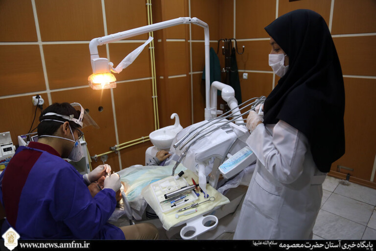 ارائه خدمات تخصصی دندانپزشکی در درمانگاه حضرت معصومه(س)