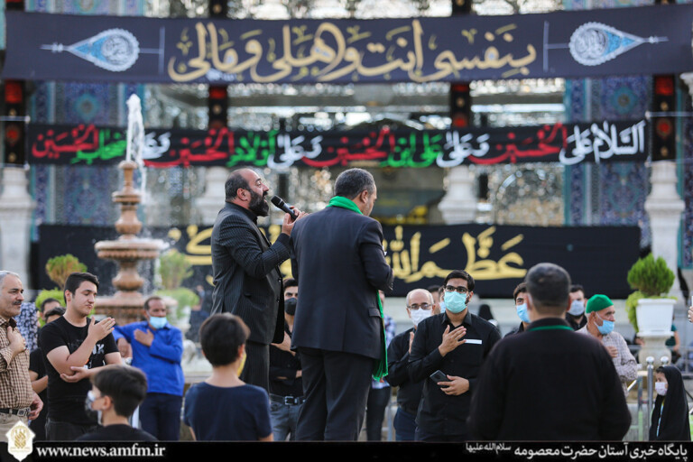 مراسم چهارپایه‌خوانی در صحن امام رضا(ع) حرم قم برگزار می‌شود