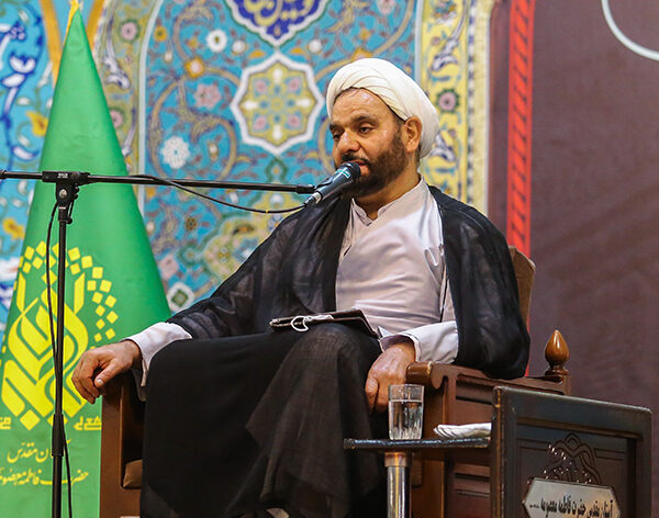 وظیفه امروز ما تبیین جنگ ۱۲ روزه به تأسی از امام سجاد(ع) است