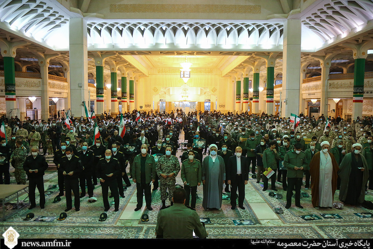 آغاز دهه فجر انقلاب اسلامی در آستان قم
