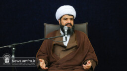 عاقل‌ترین انسان‌ها کسی است که از خدا اطاعت و از دشمن خدا پرهیز کند