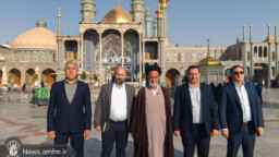 رئیس دانشگاه دولتی ایروان از اماکن حرم حضرت معصومه(س) بازدید کرد + تصاویر