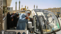تسهیل در زیارت حضرت معصومه(س) با فعالیت خودروهای زائربر +تصاویر