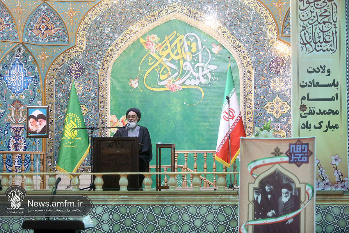 وحدت پرتکرارترین و مهم‌ترین موضوع مورد تاکید امام خمینی(ره) بود +ویدیو