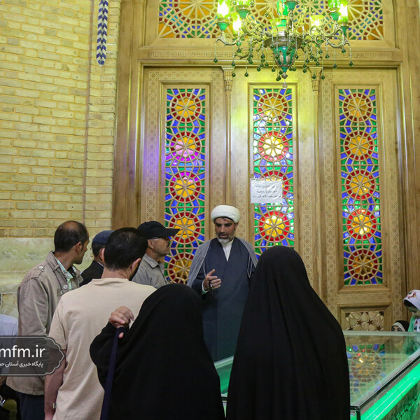 برگزاری گردش «حرم شناسی» و «شخصیت شناسی» حضرت معصومه (س) در دهه کرامت