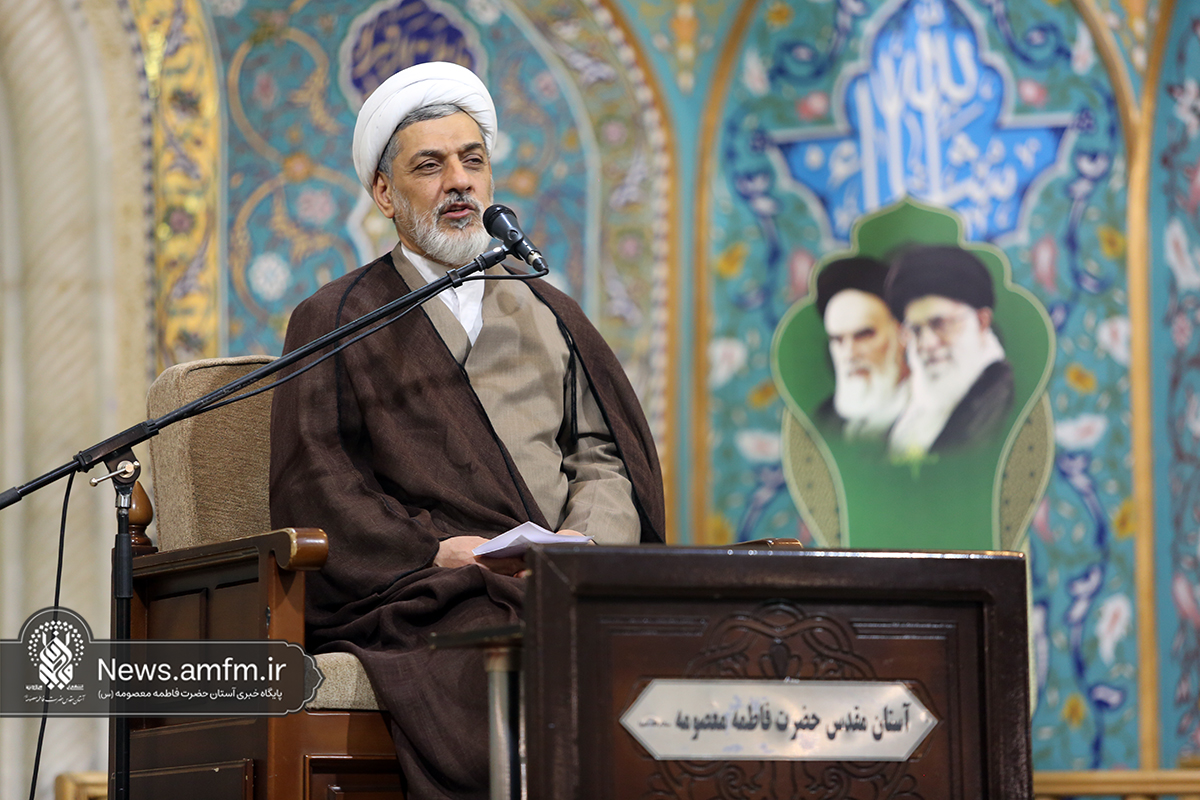 تفسیر المیزان پشتوانه فکری انقلاب اسلامی است