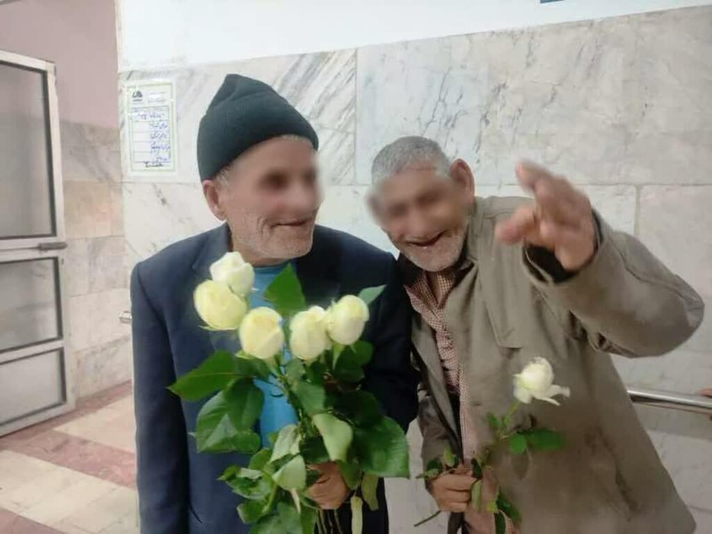 حضور سفیران کریمه(س) در آسایشگاه سالمندان + تصاویر