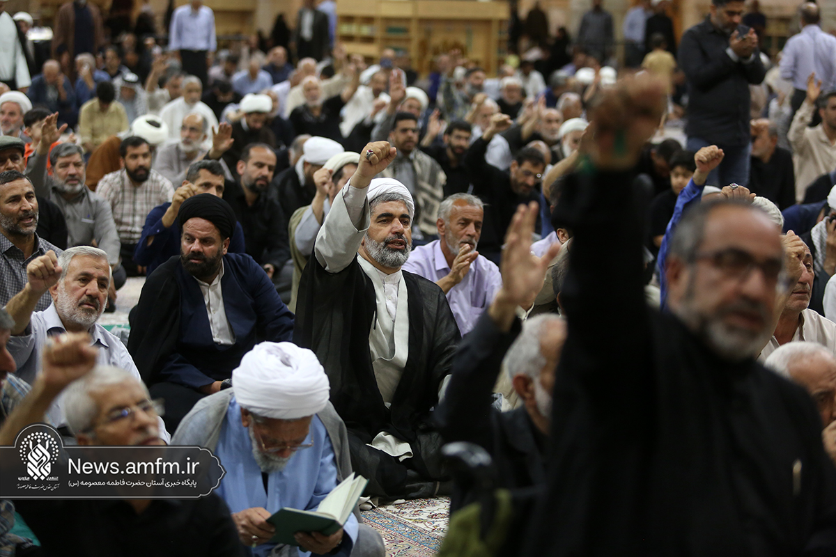 حضور پرشور مردم قم در تجمع پایانی راهپیمایی بزرگداشت قیام ۱۵ خرداد