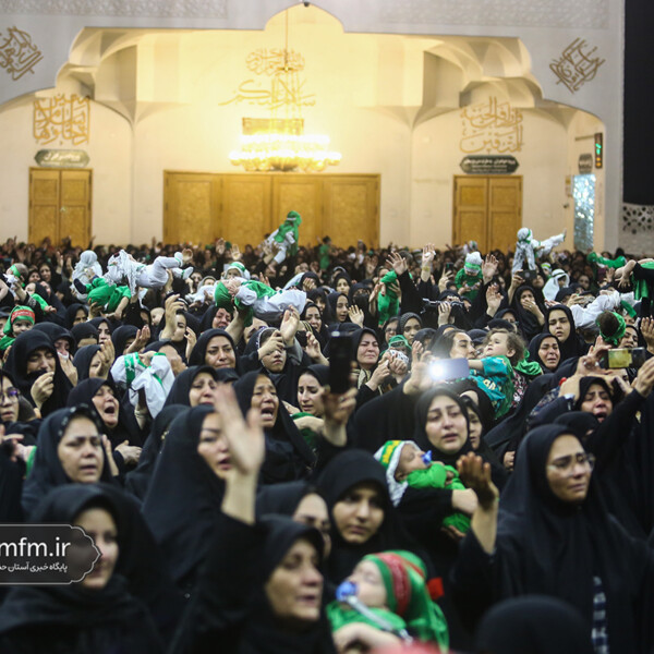 ابراز همدردی بانوان قمی با حضرت رباب (س) در حرم مطهر بانوی کرامت