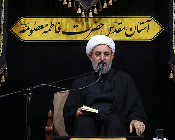 مسئولان از تعابیر و مواضع ضعیف برابر دشمن پرهیز کنند