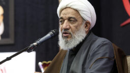 خدمت به مردم از برترین عبادات است