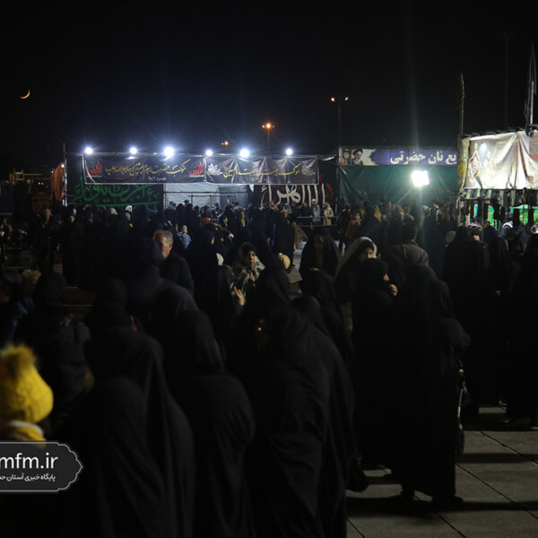 توزیع بیش از ۵۰ هزار پرس غذا در میان عزاداران در دهه اول محرم