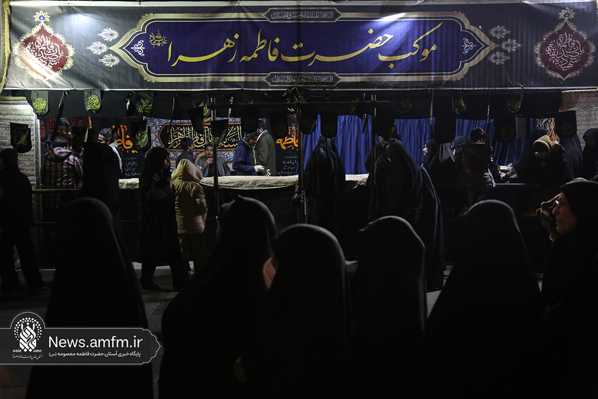 استقرار ۲۰ موکب ایرانی و عراقی در حرم مطهر بانوی کرامت