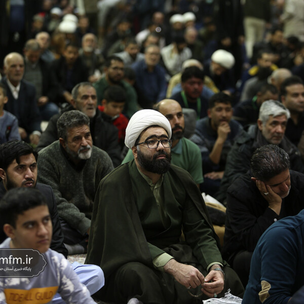 بزرگداشت شهدای اغتشاشات در حرم بانوی کرامت