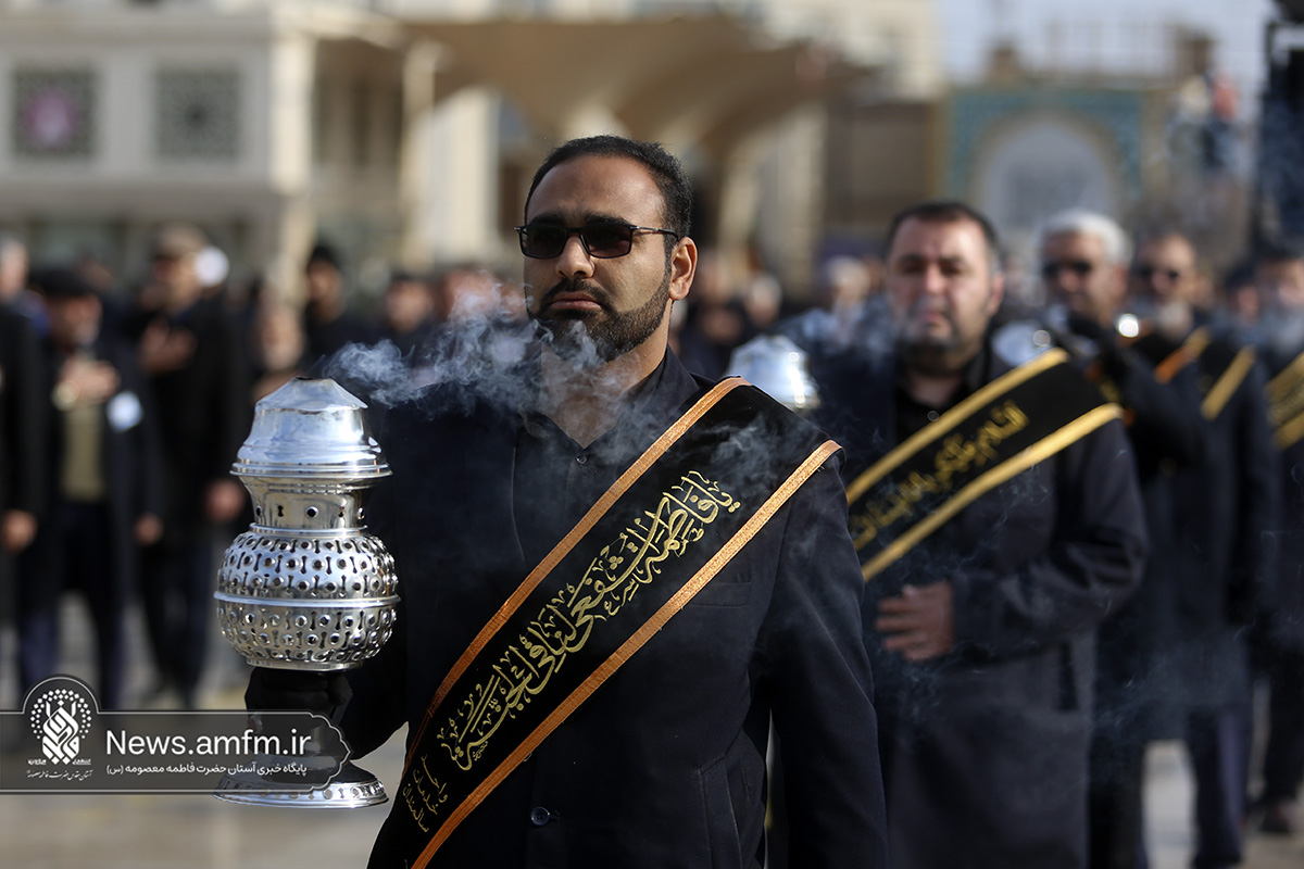 برپایی دسته عزای خادمان حرم بانوی کرامت در سالروز شهادت امام جواد(ع)