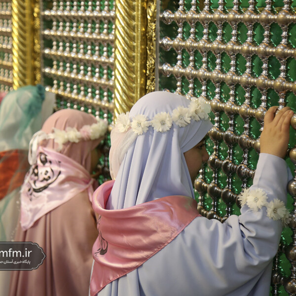جشن معنوی دختران نو مکلف در حرم حضرت معصومه(س)
