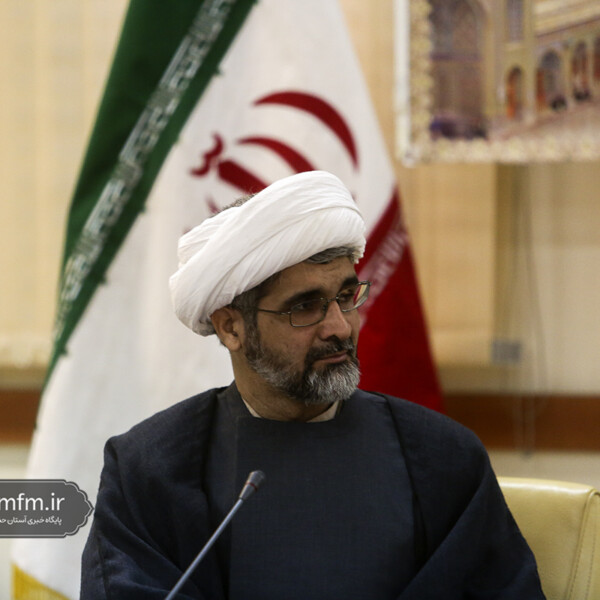 شناسایی نویسندگان برتر در عرصه معارف اهل بیت(ع) در حرم مطهر بانوی کرامت