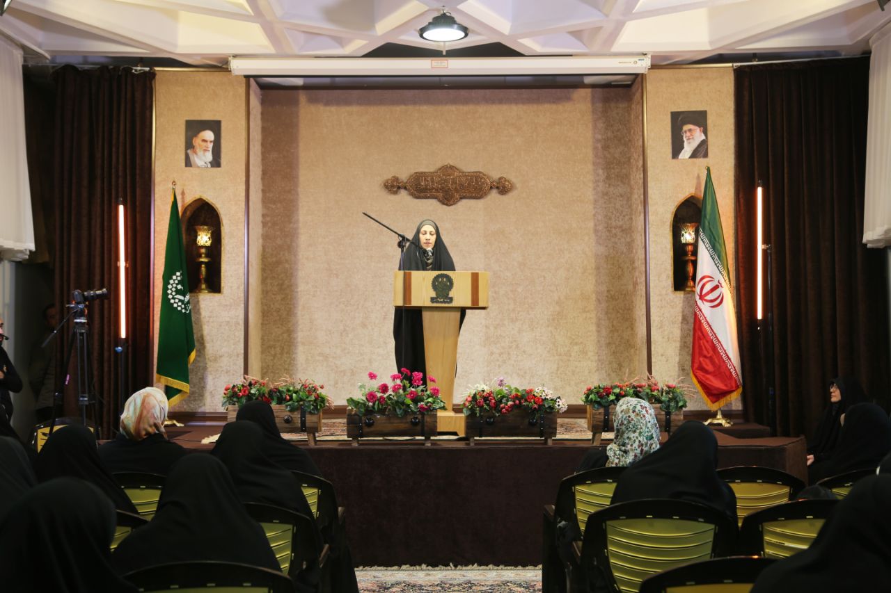 نشست علمی ادبی «قمیص النجاة» در حرم حضرت معصومه (س) برگزار شد