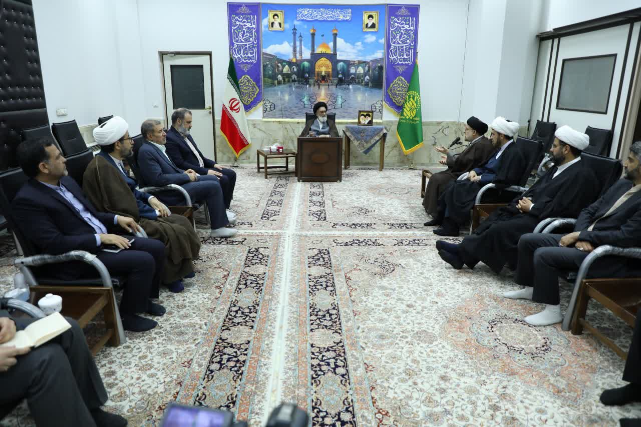 اراذلواوباش باید همواره از قاطعیت دستگاه قضا بترسند اراذلواوباش باید همواره از قاطعیت دستگاه قضا بترسند