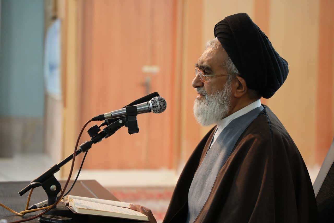 تقویت روحیه معنوی بیش از تجهیزات نظامی در پیروزی‌ها مؤثر است