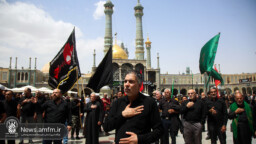 حضور دسته‌جات عزاداری شهادت رئیس مذهب شیعه در حرم بانوی کرامت