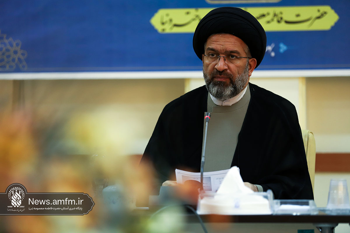 برگزاری بیش از ۱۰۰ عنوان برنامه در حرم کریمه اهل بیت(س) ویژه دهه کرامت