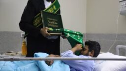 عیادت سفیران کریمه از مجروحان حادثه بندر شهید رجایی بندرعباس