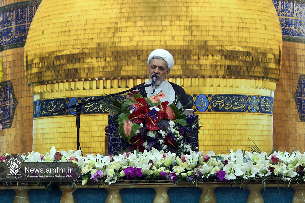 نزول روزانه ۱۲ برکت به خانه‌ای که دختر دارد