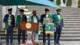 حضور خادمان حرم مطهر بانوی کرامت در جلسه هیئت دولت