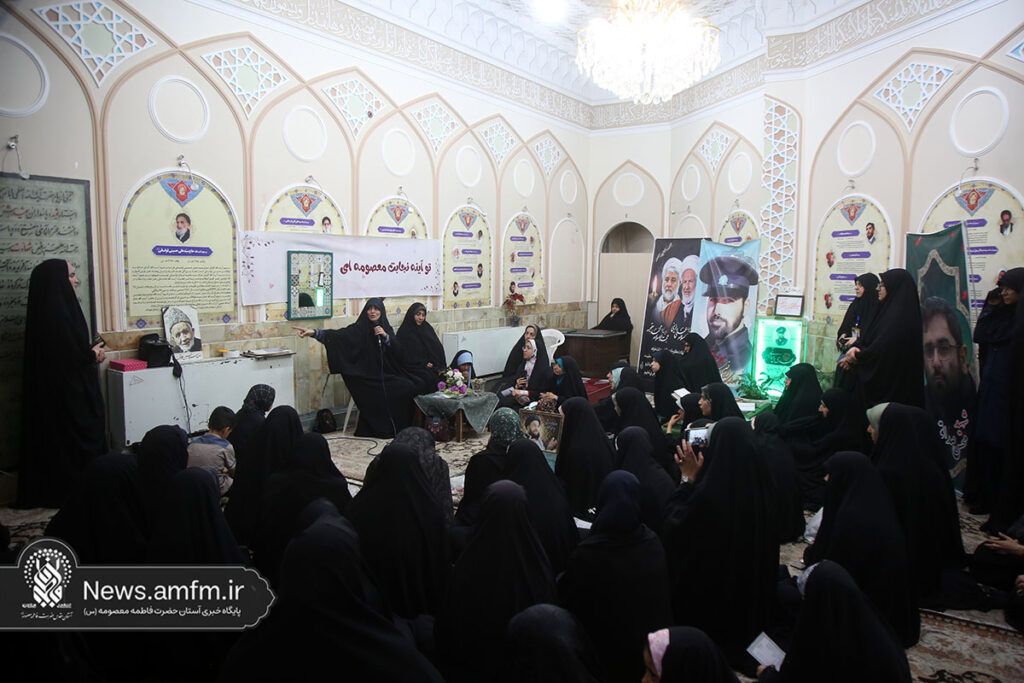 پیوند هویت دخترانه با سیره شهدا در ویژه برنامه «مهمانی شهدا»